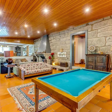 Quinta De Santa Luzia Санту-Тирсу